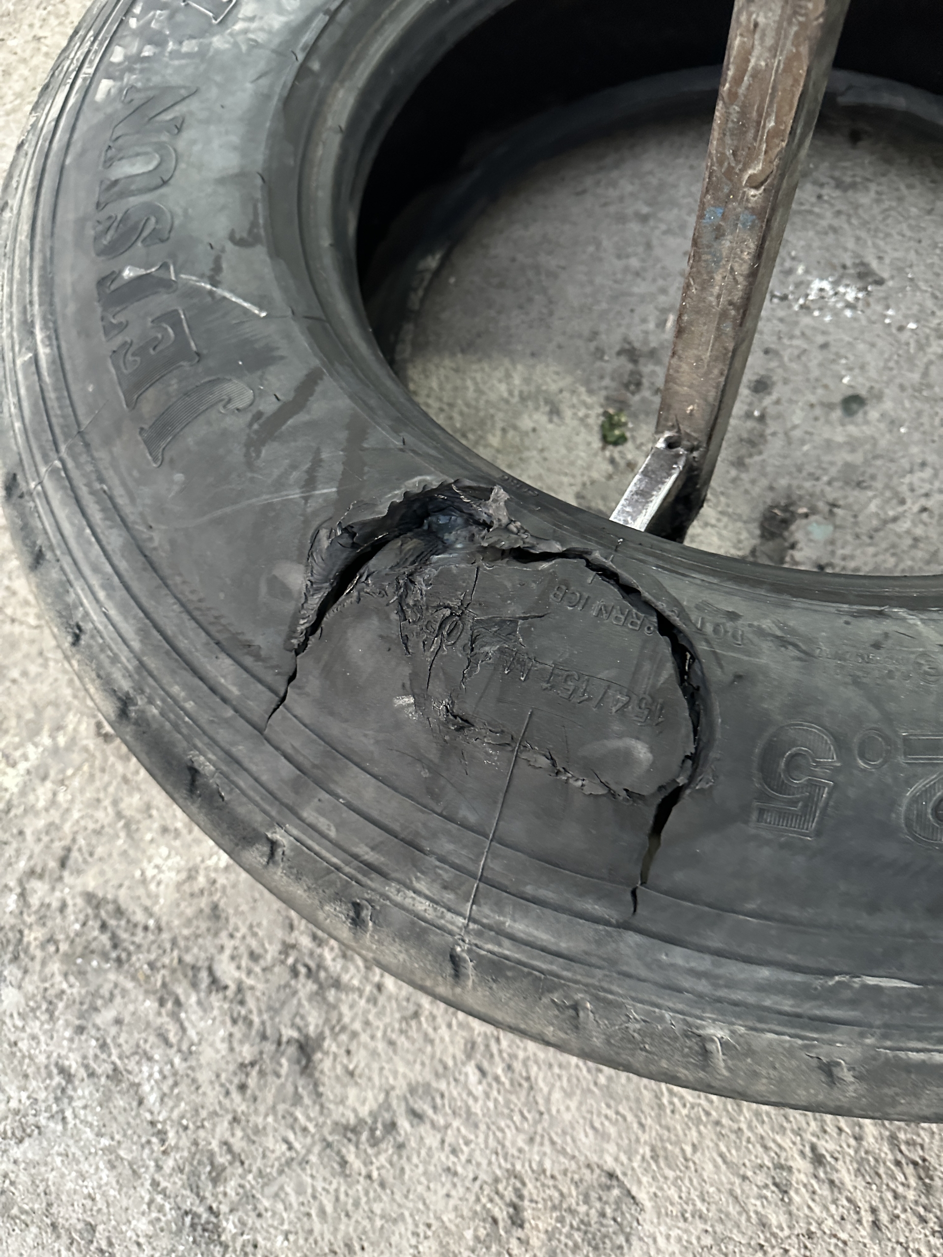 لاستیک سنگین و نیمه سنگین